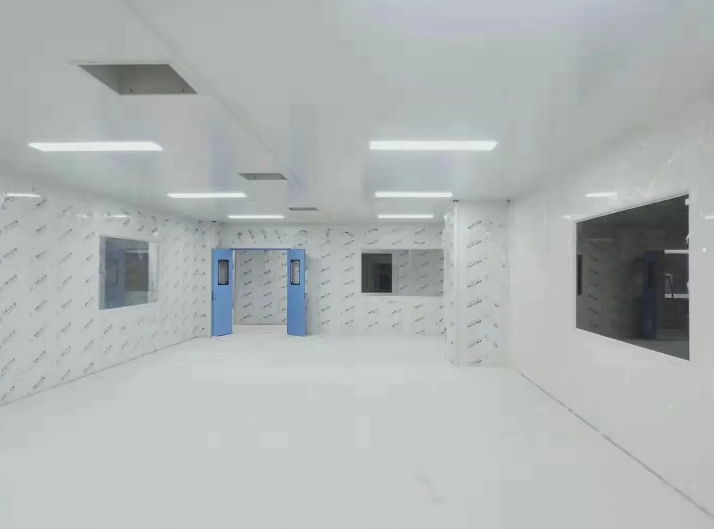 潔凈無(wú)塵車(chē)間