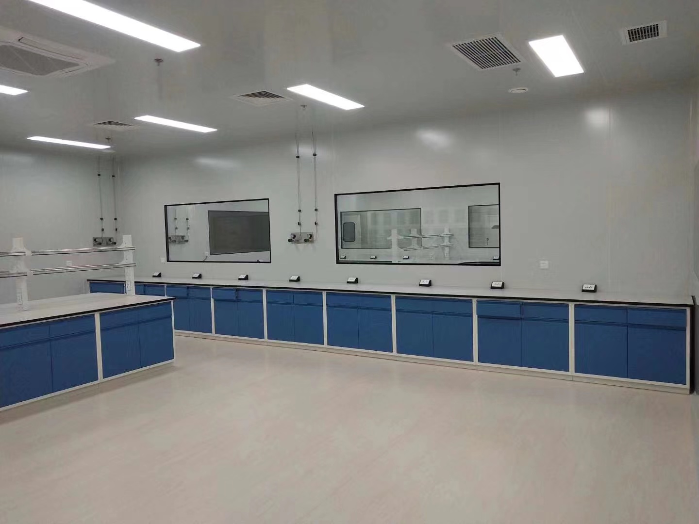 實驗室設計怎么做？材料怎么選擇呢？